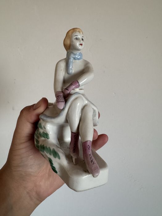 Фарфоровые статуэтки