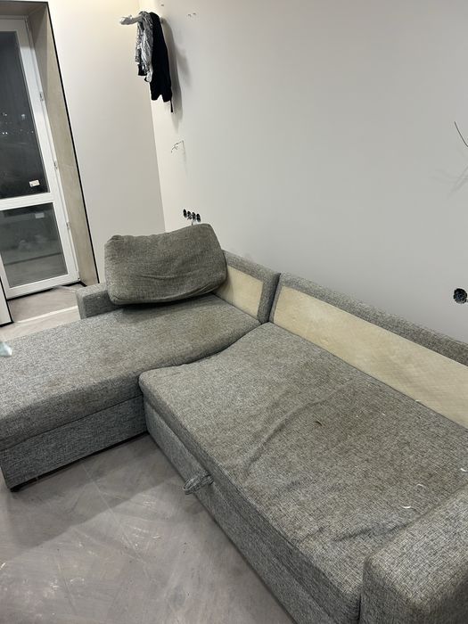 Диван угловой отдам даром