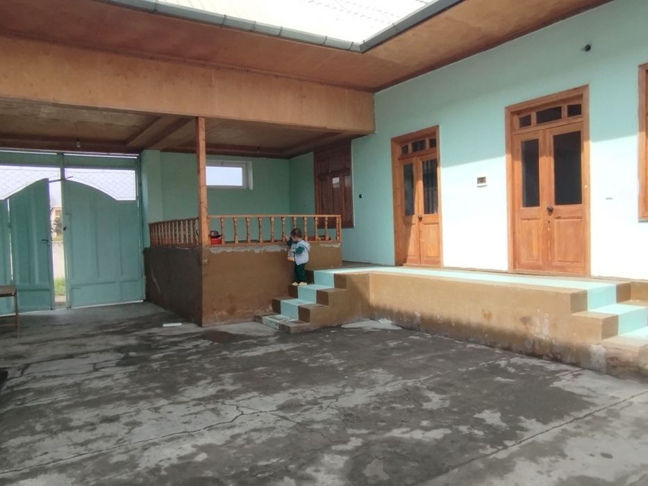 Уй сотилади 2 сотих