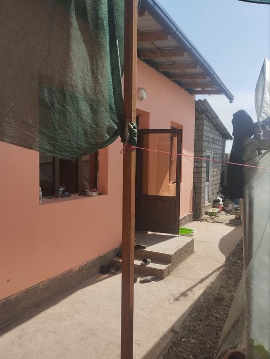 Уй сотилади теплицаси билан