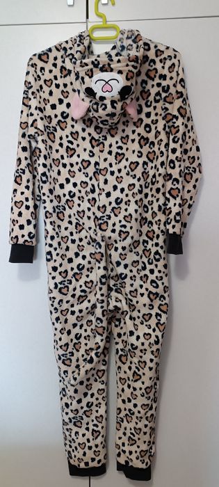 Плюшена пижама от HM