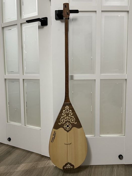 Қоңыр үнді домбыра