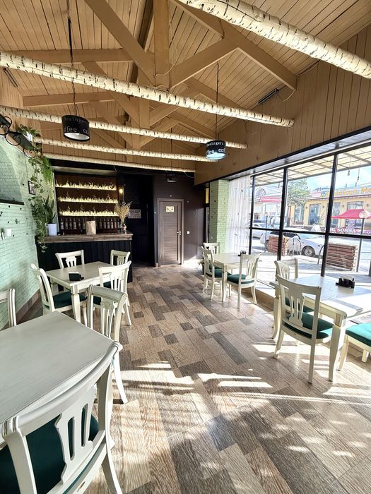 Срочно Кафе арендага берилади. Юлни усти. Qurutob.uz.Енида.Таер бизнес