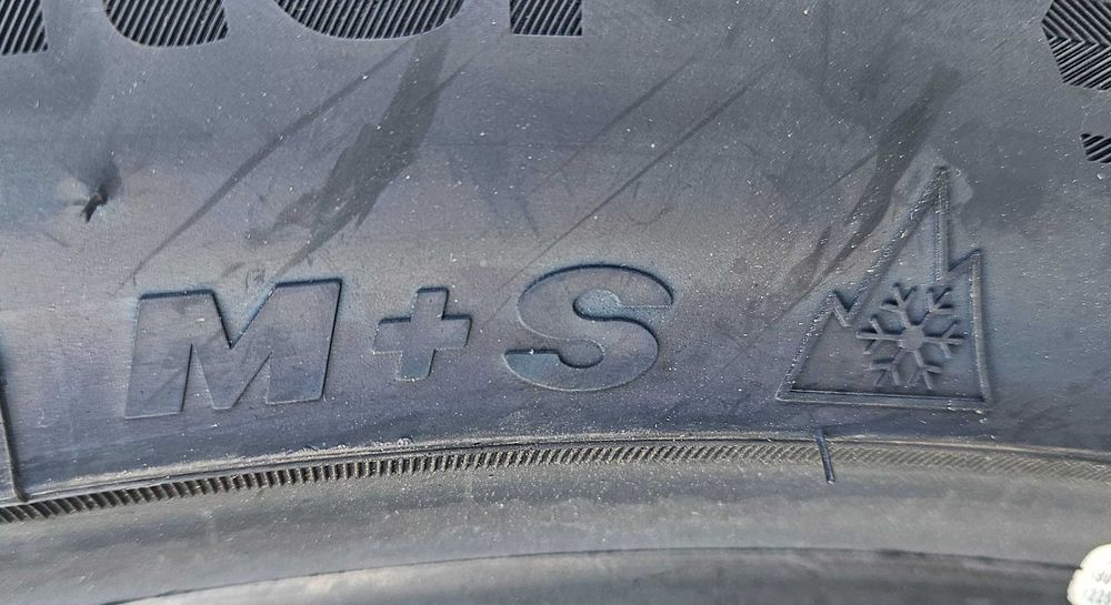 275/40 R22, 107V XL,GRIPMAX Anvelope iarna M+S, Aderenta clasa A PROMO