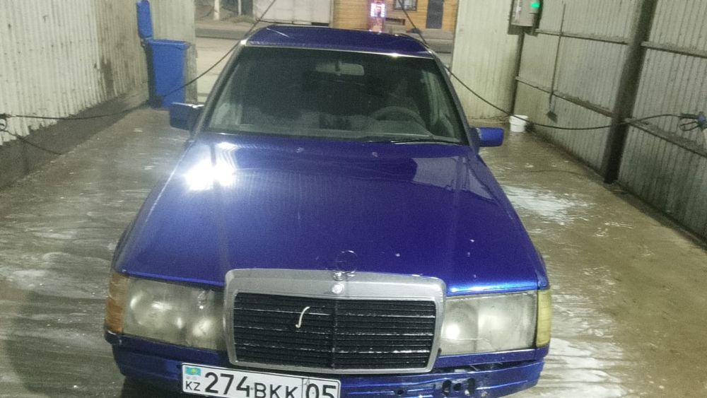 Продам 124 мерс на полном ходу