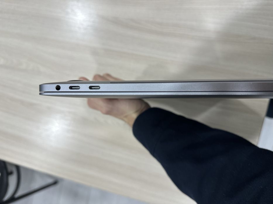 Macbook PRO 2019 / 512 ГБ