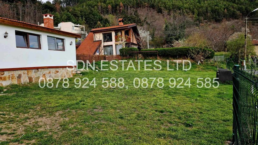 Продава се Къща в Казанлък - 70 кв.м за 1093 €/кв.м - Снимка #2