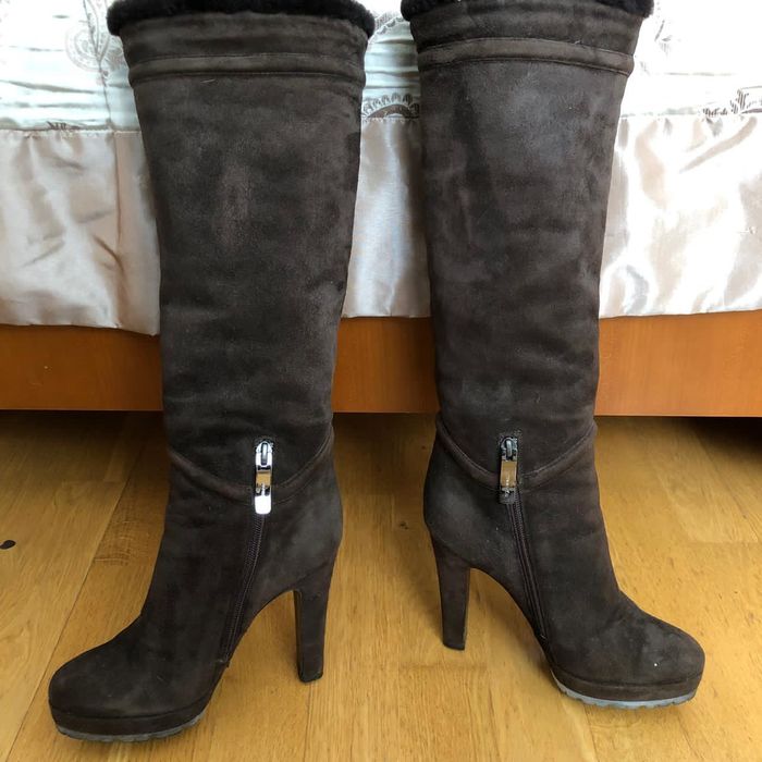 Замшевые зимние сапоги