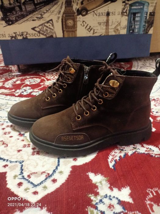 Ботинки осенние по 4000тг