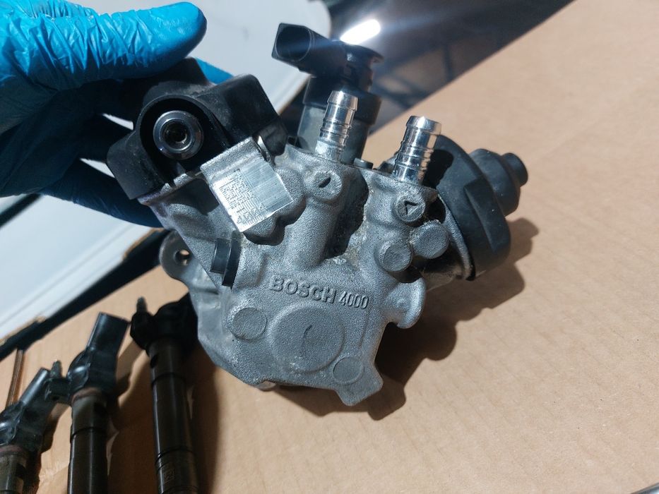 Kit injectie EURO 5 3.0 Audi/Vw Pompa 059 130 755 AH INJ 059 130277 BE