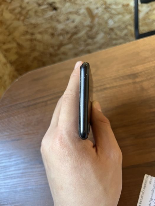 Продается айфон 7