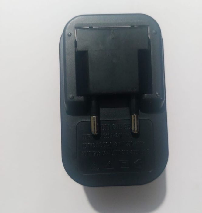 Универсальная зарядка