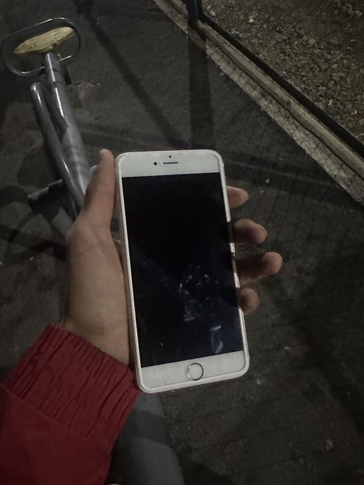 Айфон 6s+ сатылады