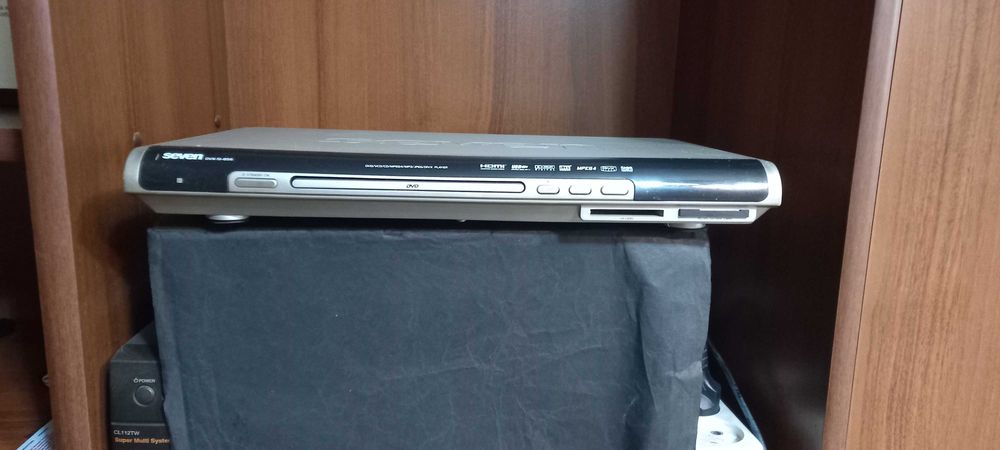 DVD плеер SEVEN DVX-51-856