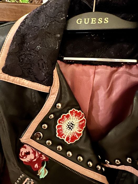 Кожено яке Guess