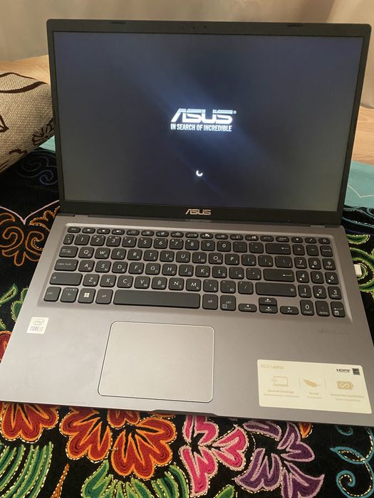 ASUS нотубок  сатылады