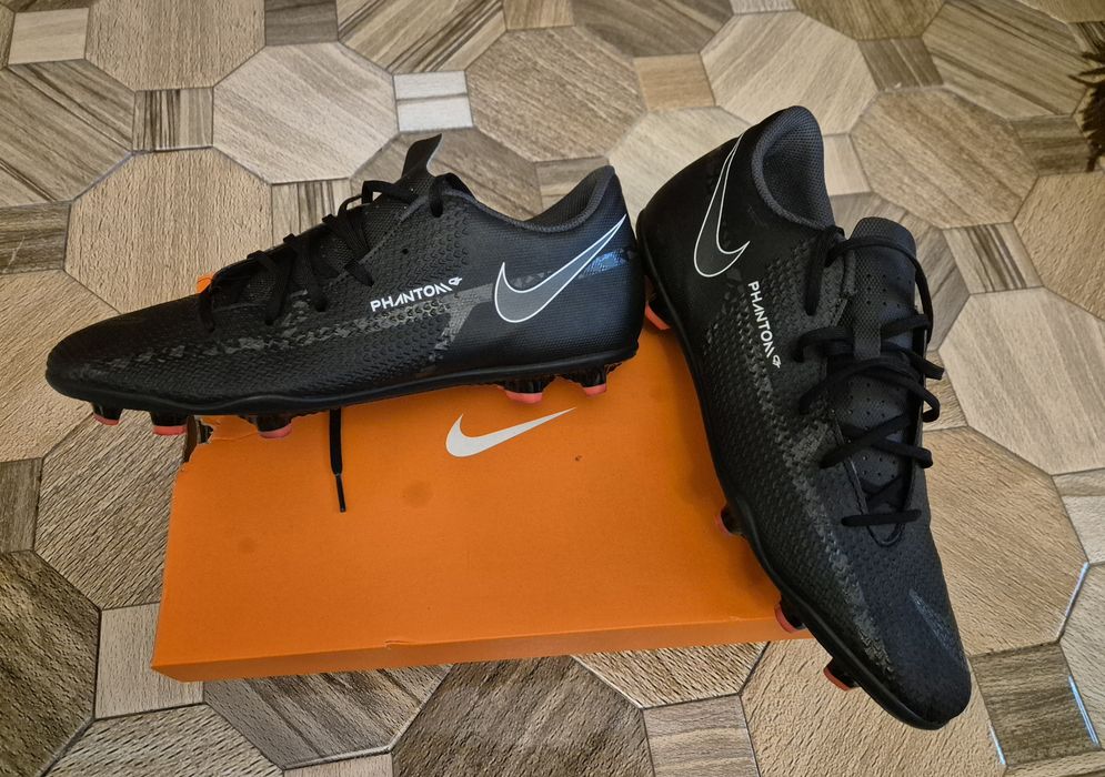 Nike nr  42 Phantom GT2  Ghete fotbal noi in cutie
