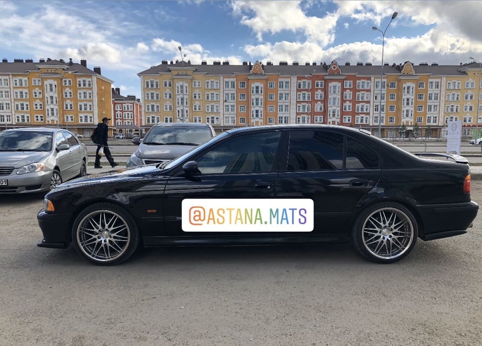 Авто Шторки Астана Nissan / BMW / Toyota