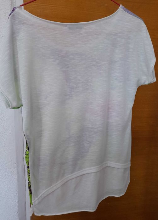 Tricou dama alb cu aplicatii si motive florale mas.M