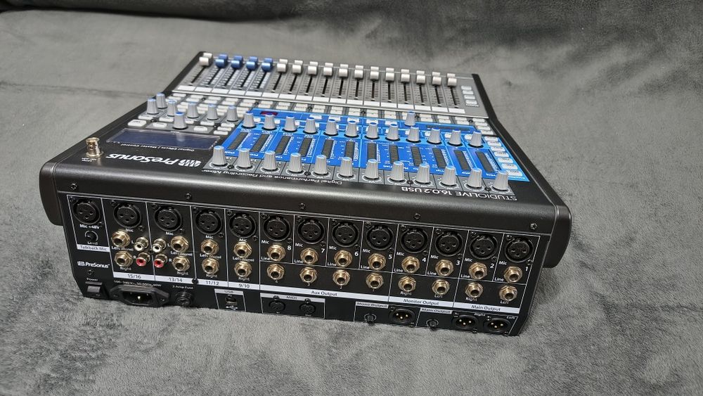 Presonus StudioLive 16.0.2 USB  cu HUSĂ  de transport