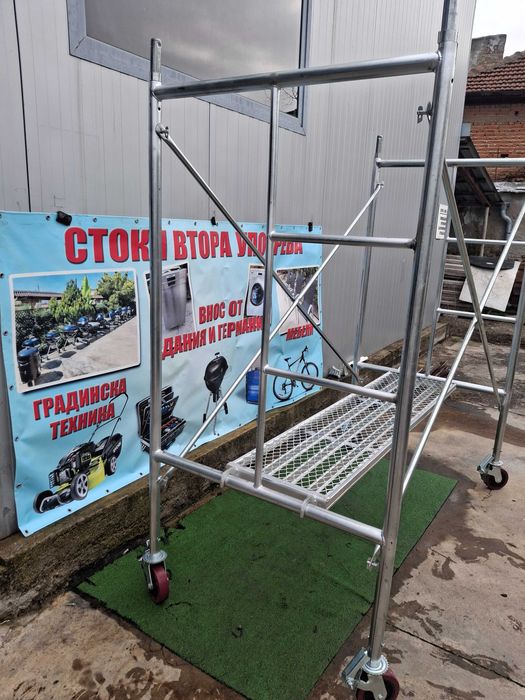 Метално скеле с колелца- НОВО