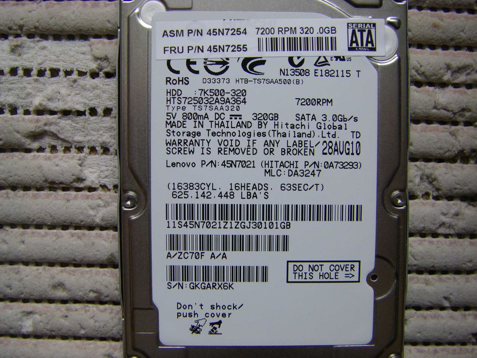 Лаптоп HP 15-d052su