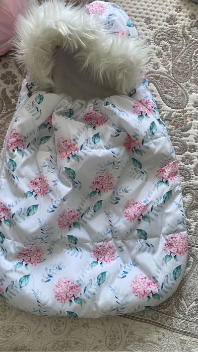 Продам конверт зимний для девочки