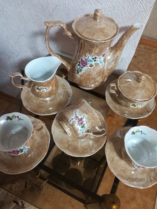 Продам посуду сервиз