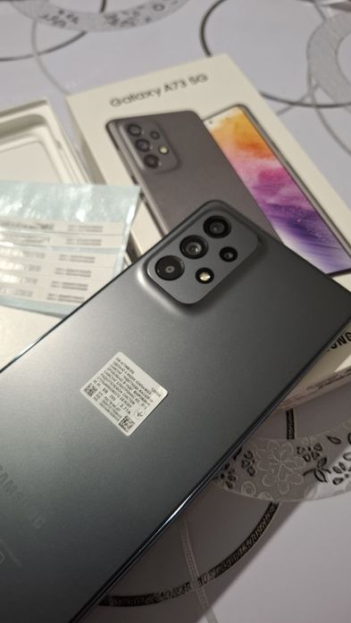 Телефон Самсунг а73 5G