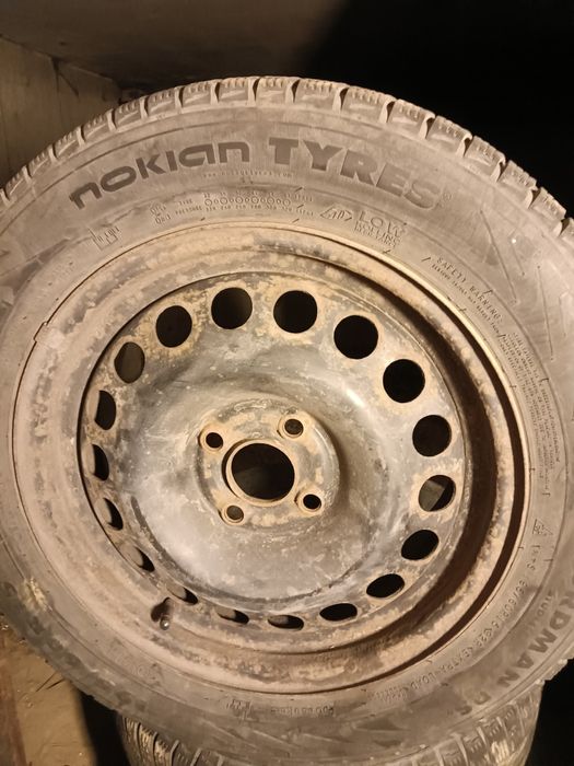 Зимняя резина  на R15