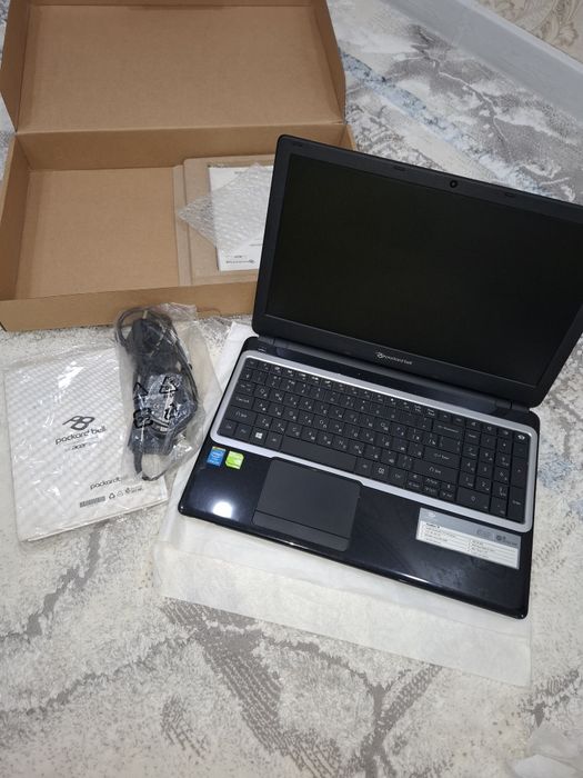 Продаётся ноутбук