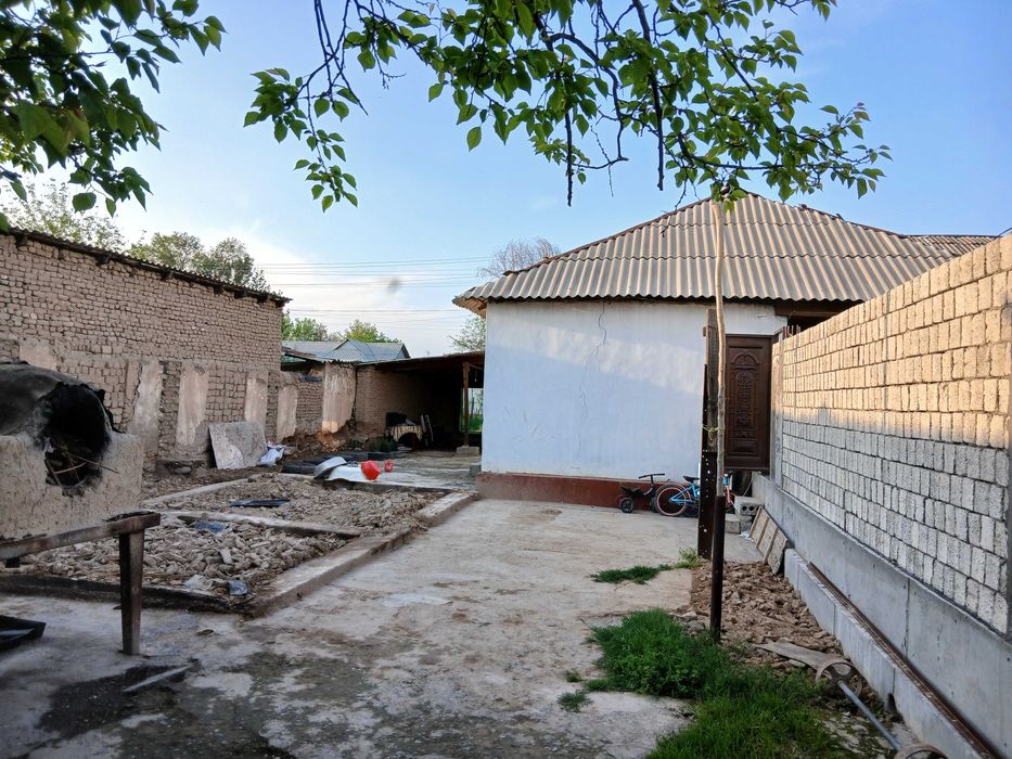 Do'stlik qo'rg'oni (oktyabr) da 7.5 sotixli uy