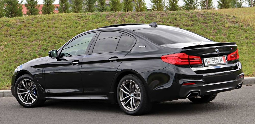 BMW 530E / G30 / M SPORT / Trapa / Distronic/Hud/Harman/Camere/LED