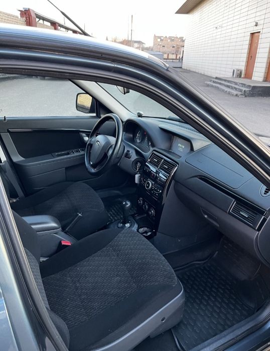 Продам Приору 2 люкс