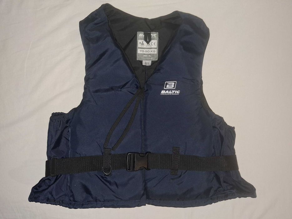 9 броя - Спасителна жилетка Helly Hansen ,Regatta, DELTA,BALTIC