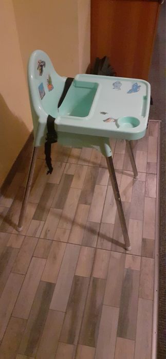 Vand scaun de masa