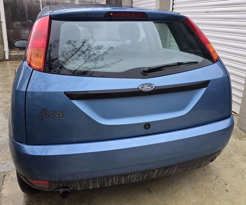 Ford Focus Форд Фокус 1.8 бензин