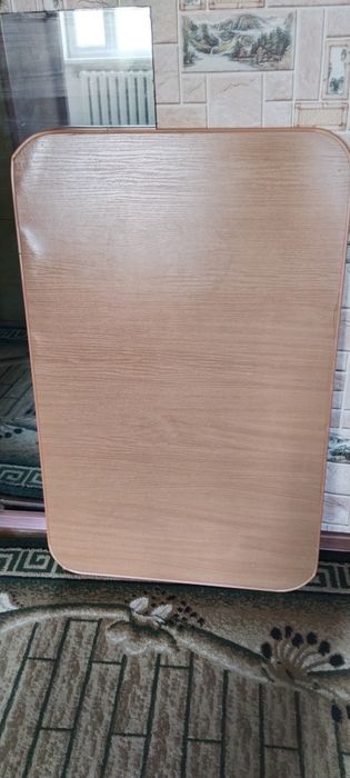 Продам стол б/у в хорошем состоянии