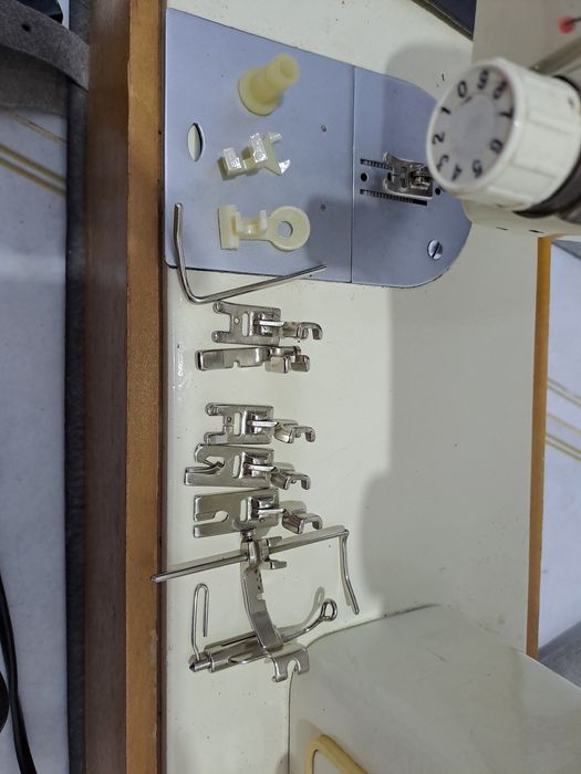 Швейная машинка Чайка 132М