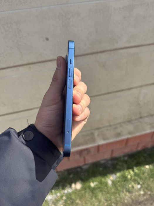 Айфон 13 сатылады