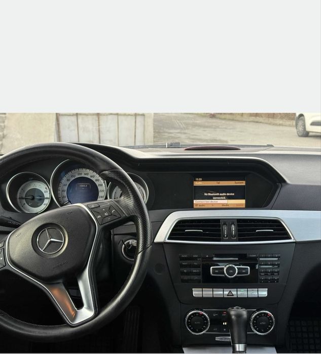 Mercedes C 200 facelift/2011 luna 3/km:reali 209000/stare buna