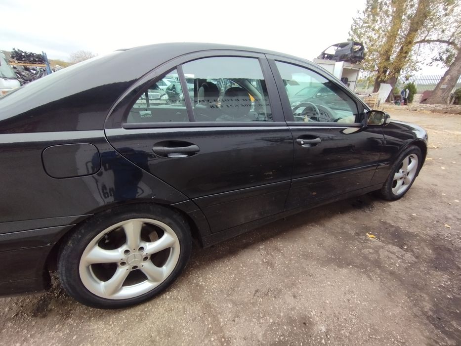 На Части Mercedes C-class W203 Facelift