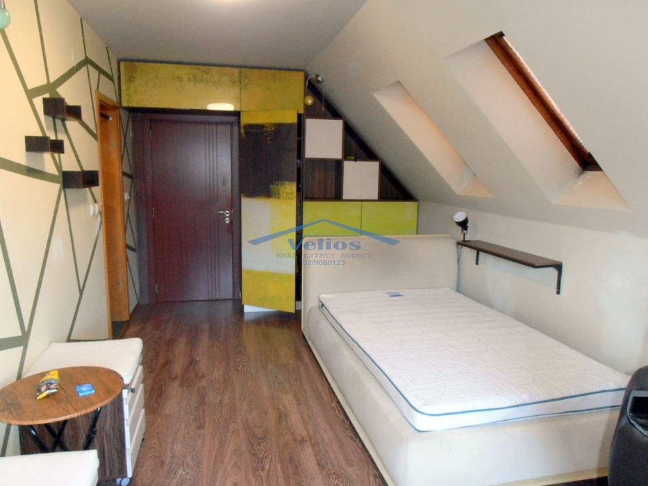 Дава под наем мезонет с 3 спални в гр. София , Оборище.