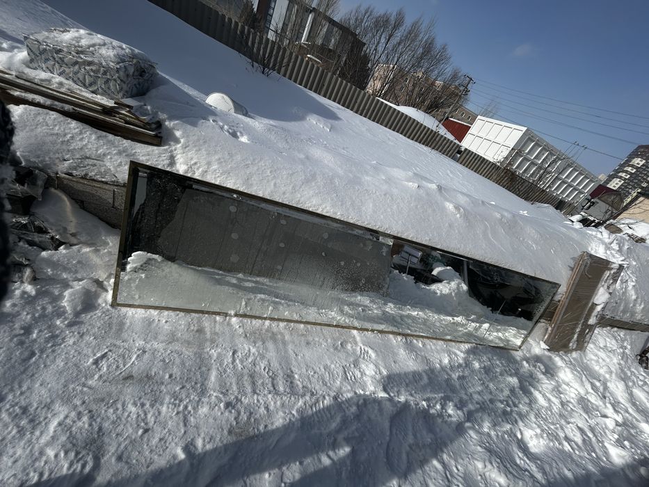 Продам хорошие длинные зеркало