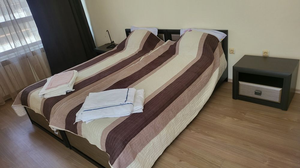 Дава се под наем Тристаен апартамент в Варна, Чаталджа - 160 кв.м за 1246.44 € - Снимка #10