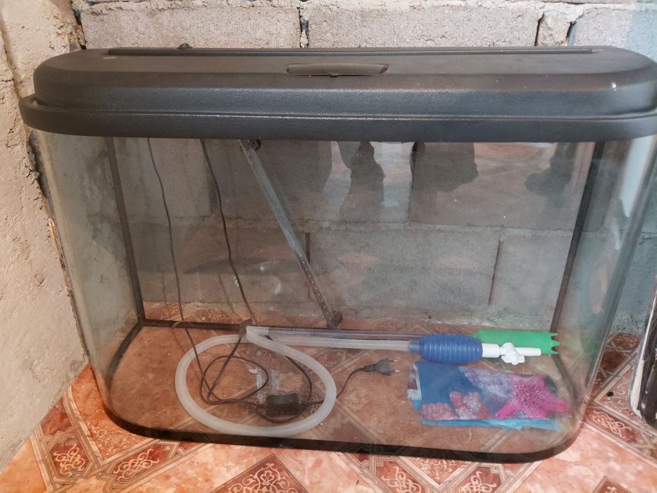 Продаеться аквариум