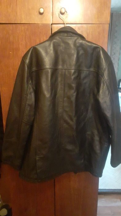 Продам кожанную куртку