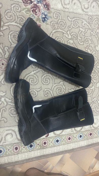 Продам сапоги 43размер