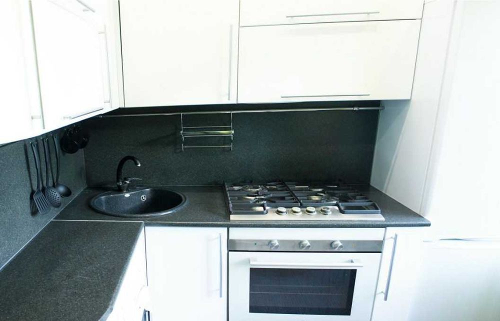 Дава се под наем Тристаен апартамент в Пловдив, Беломорски - 83 кв.м за 331.5 € - Снимка #3