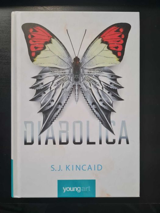 Carti pentru adolescenti